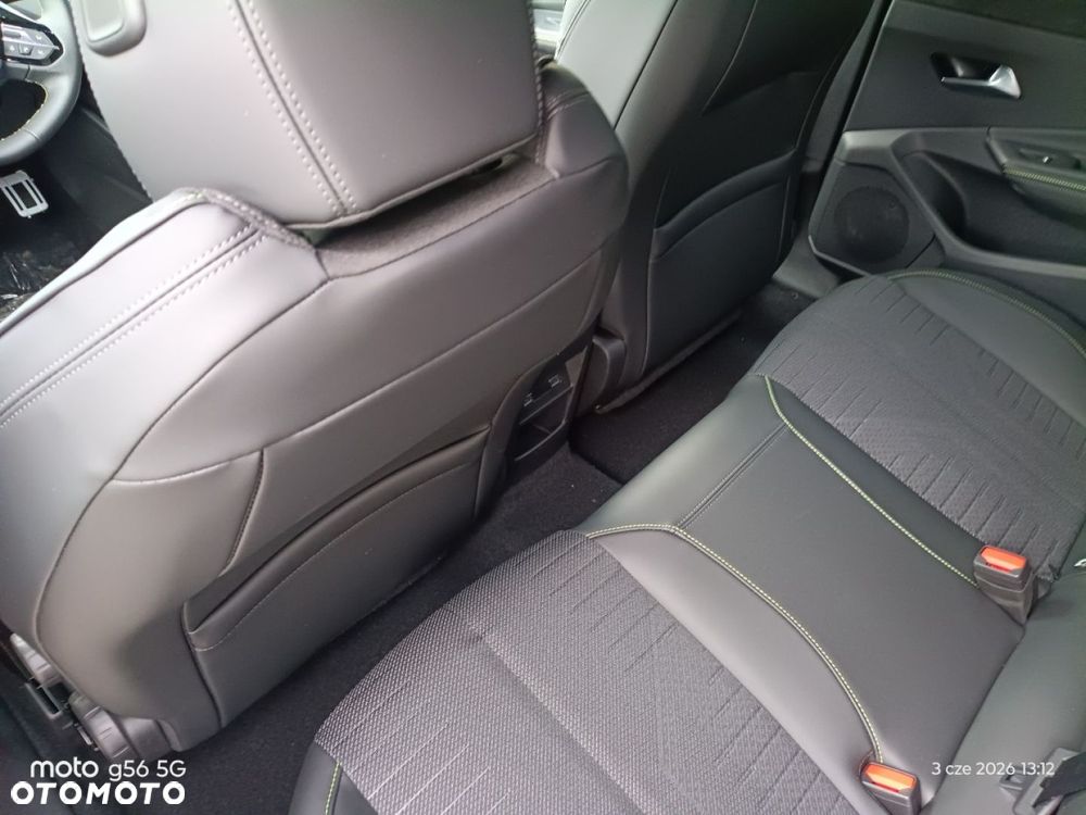 Peugeot 308 - 18