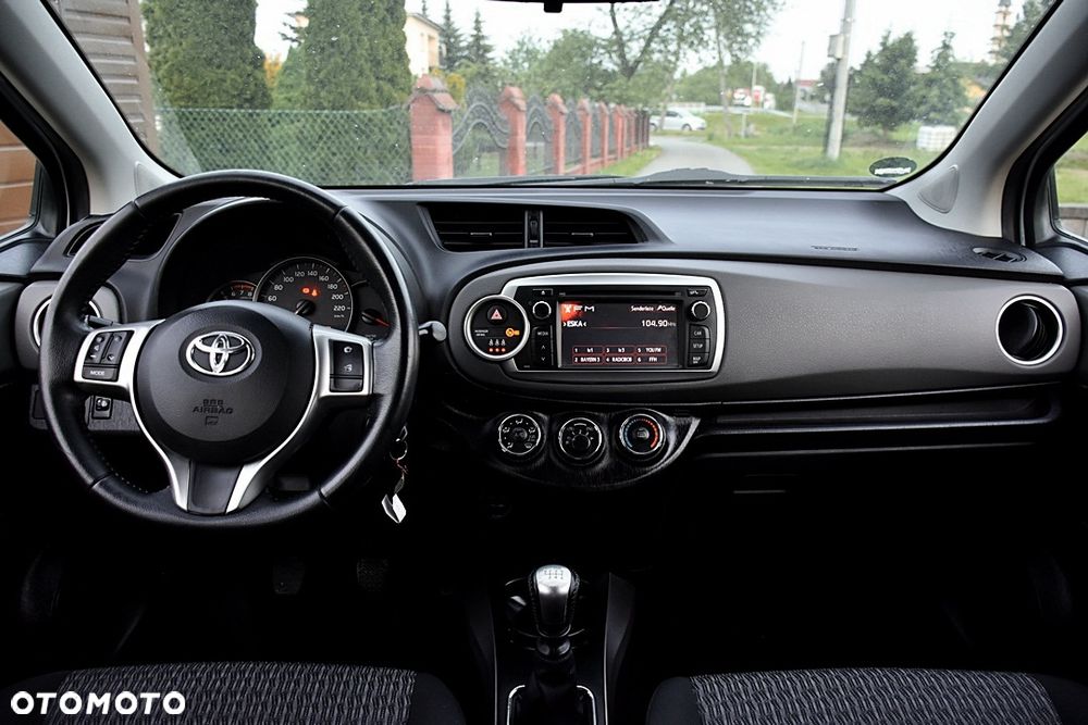 Toyota Yaris 1.33 Sol - 18