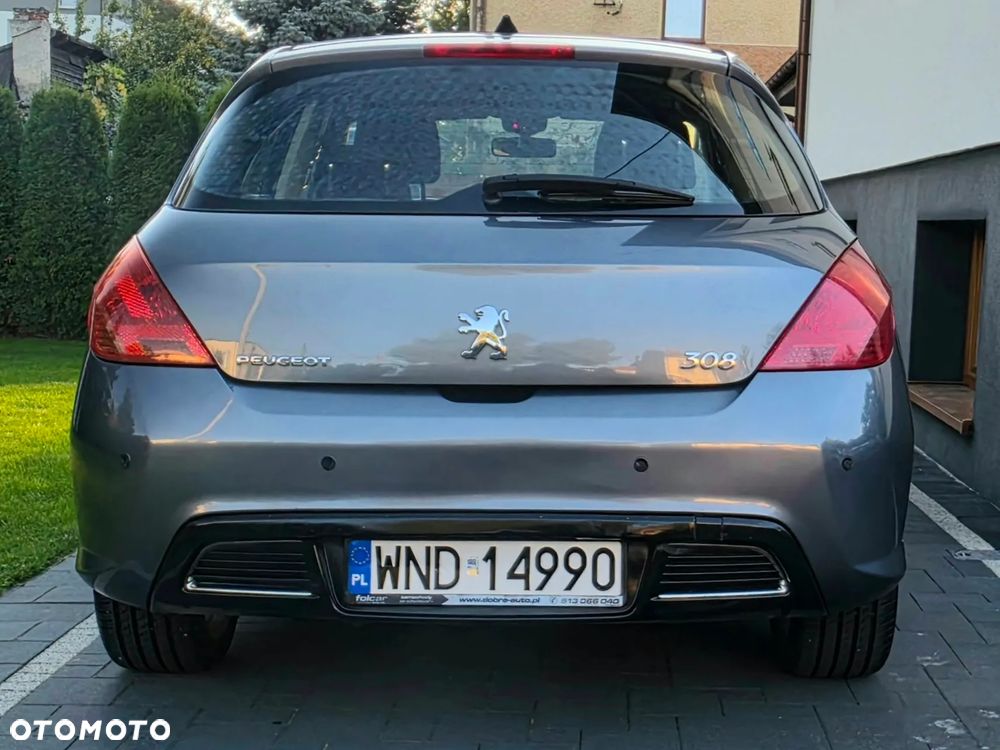 Peugeot 308 2010 photo 4