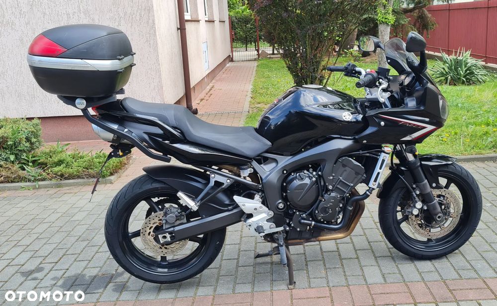 Yamaha FZ6 - 1