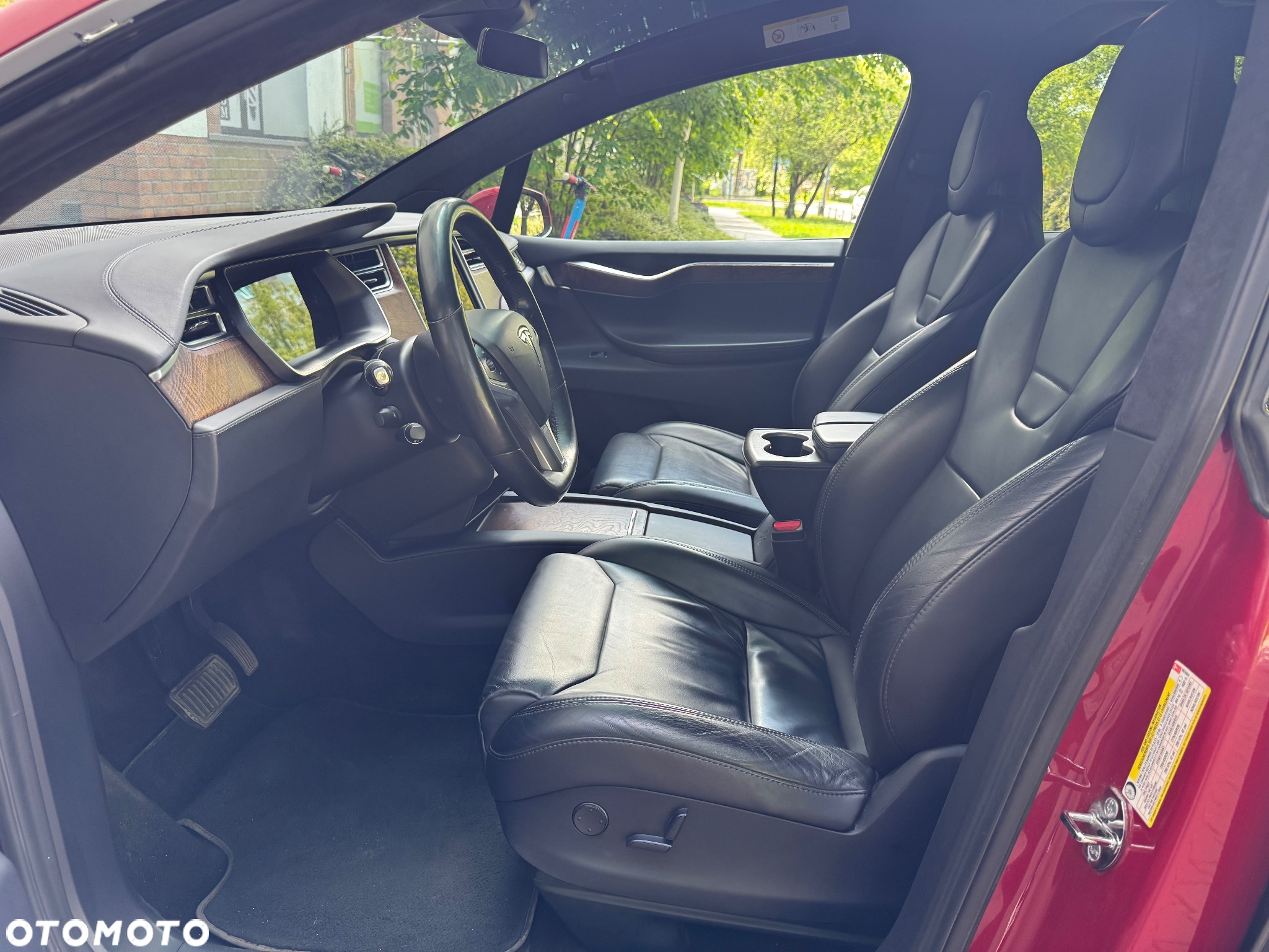 Tesla Model X Long Range Plus - 11