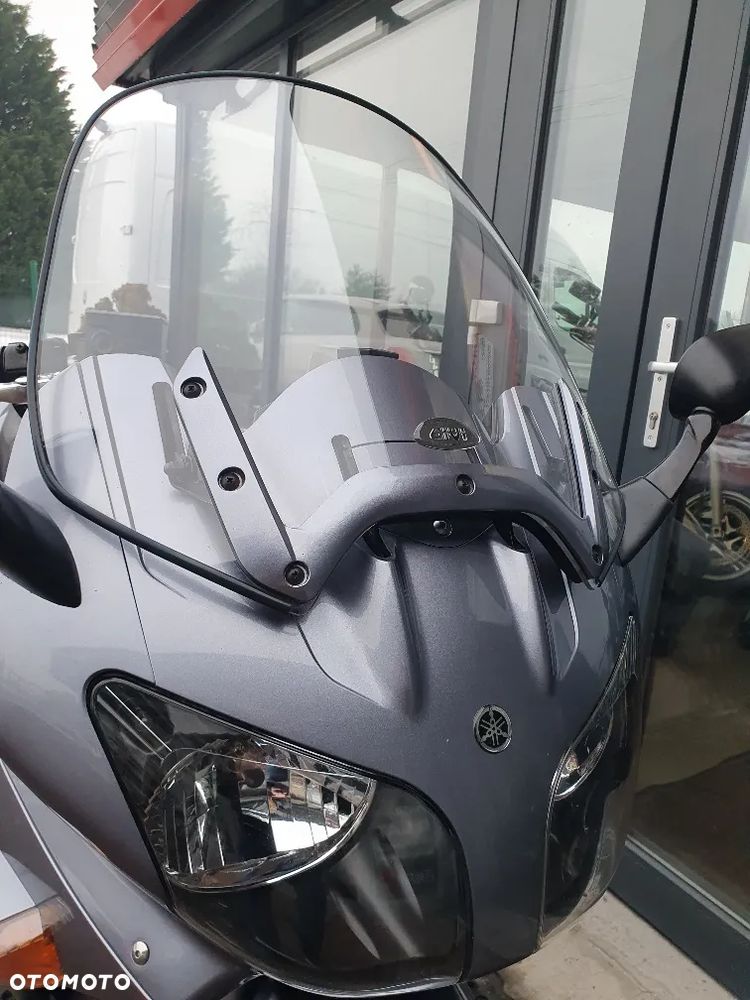 Yamaha FJR - 31