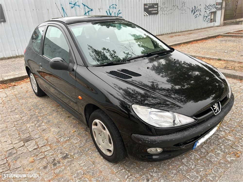 Peugeot 206 1.1 XR - 1