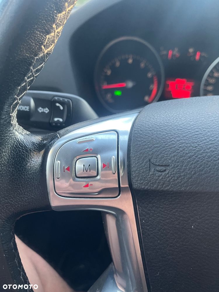 Ford Mondeo - 15