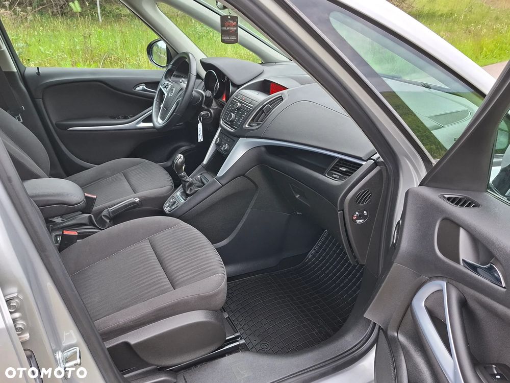 Opel Zafira Tourer 1.4 Turbo Edition - 20