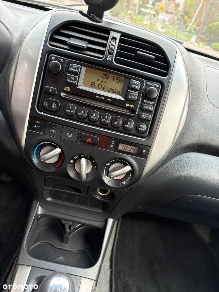 Toyota RAV4 D-4D 4x4 - 9