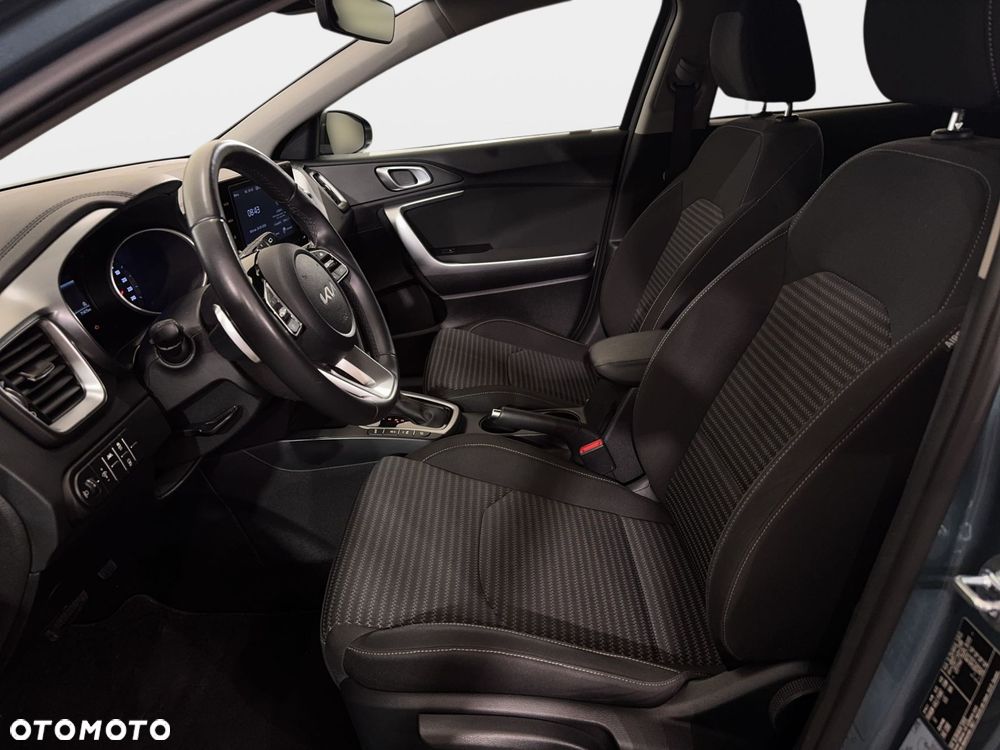 Kia XCeed - 13