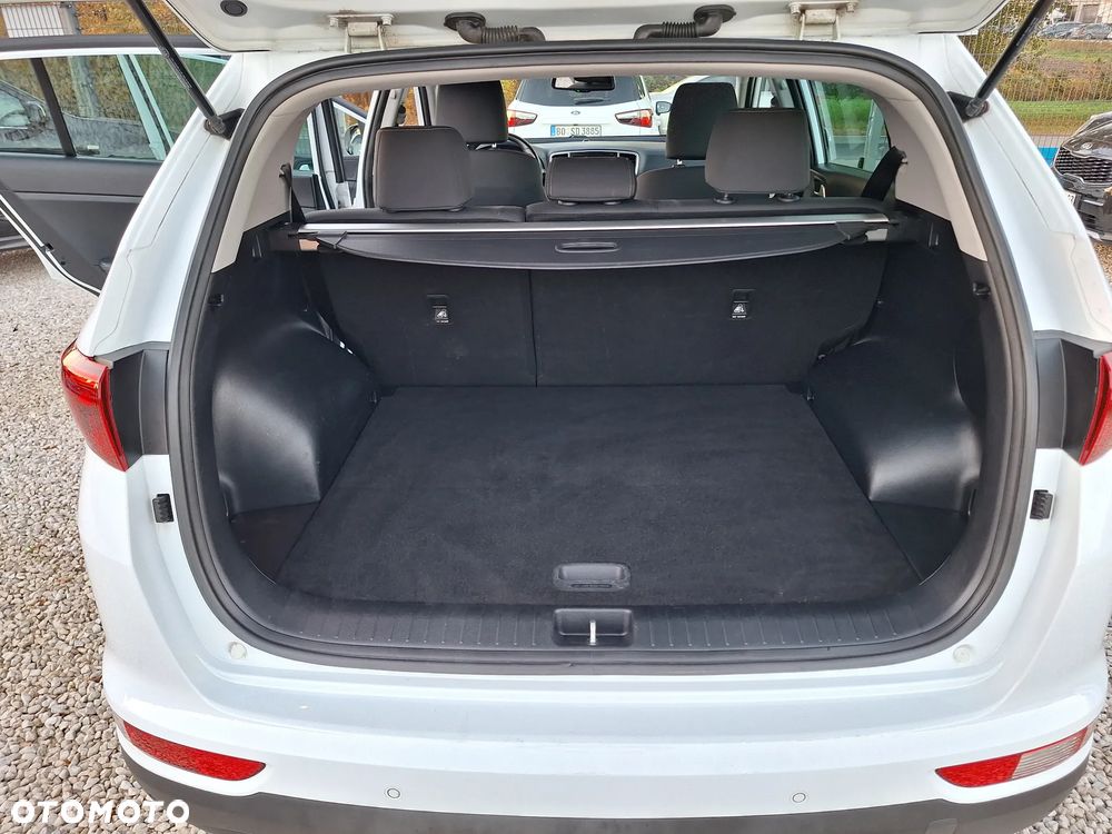 Kia Sportage 1.6 GDI 2WD Black Edition - 31