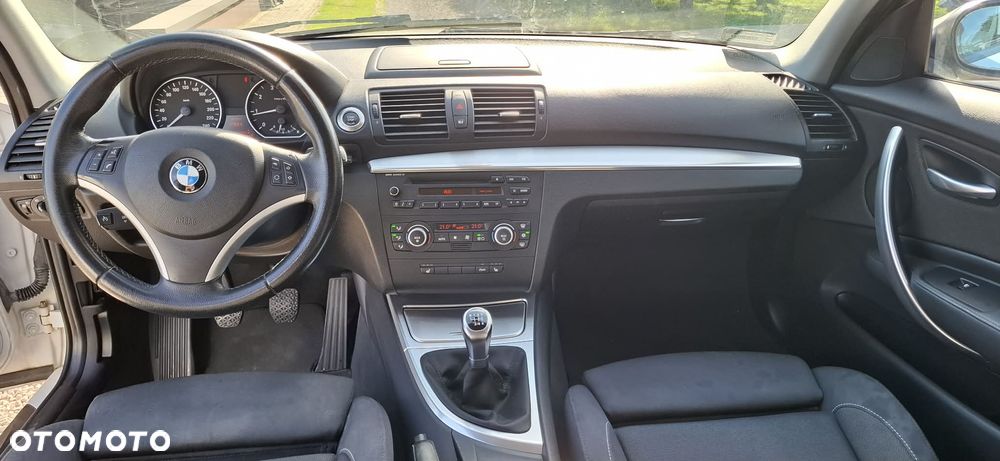 BMW Seria 1 - 12