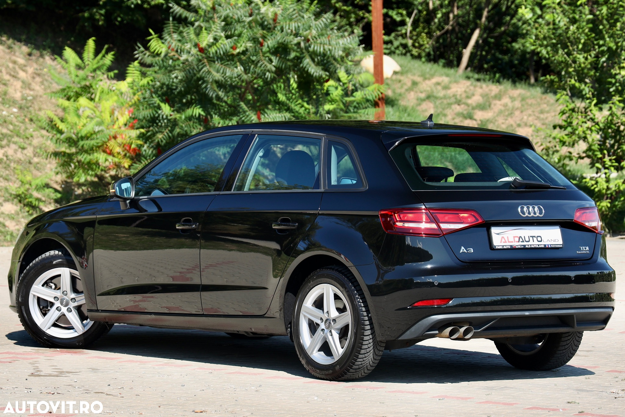 Audi A3 2.0 TDI Sportback (clean diesel) quattro S tronic Attraction - 5