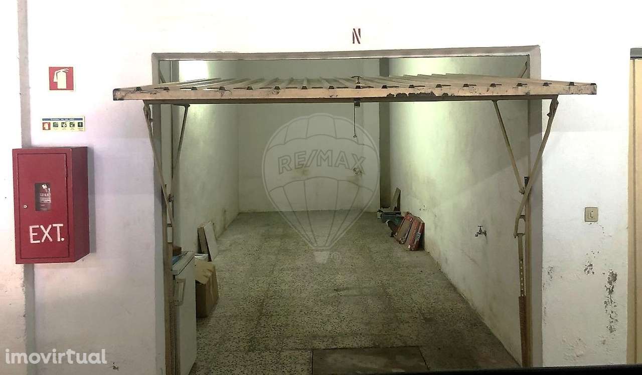 Garagem  para arrendamento - Grande imagem: 3/4