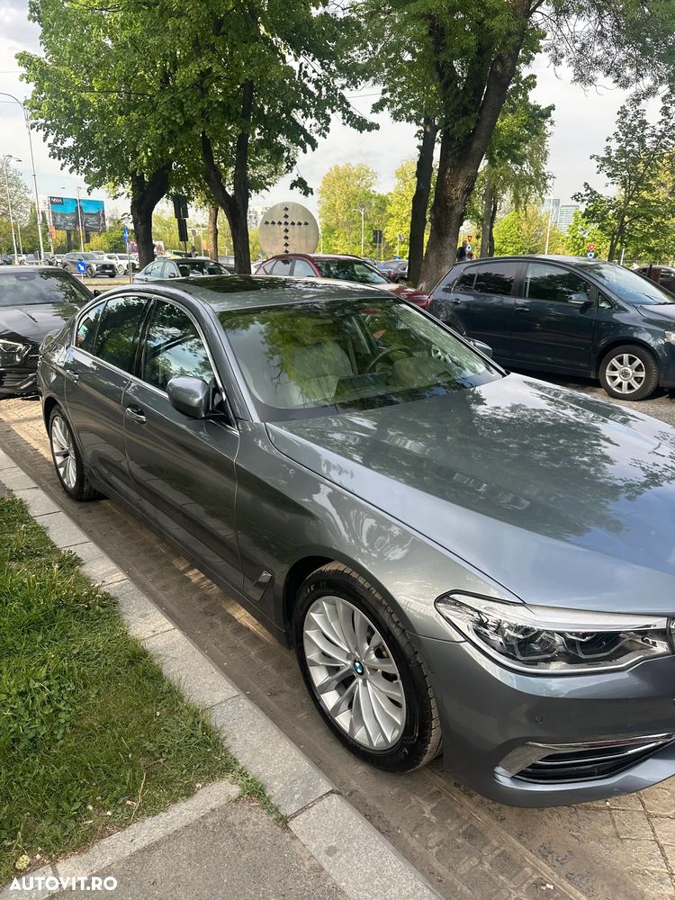 BMW Seria 5 530i xDrive AT - 24
