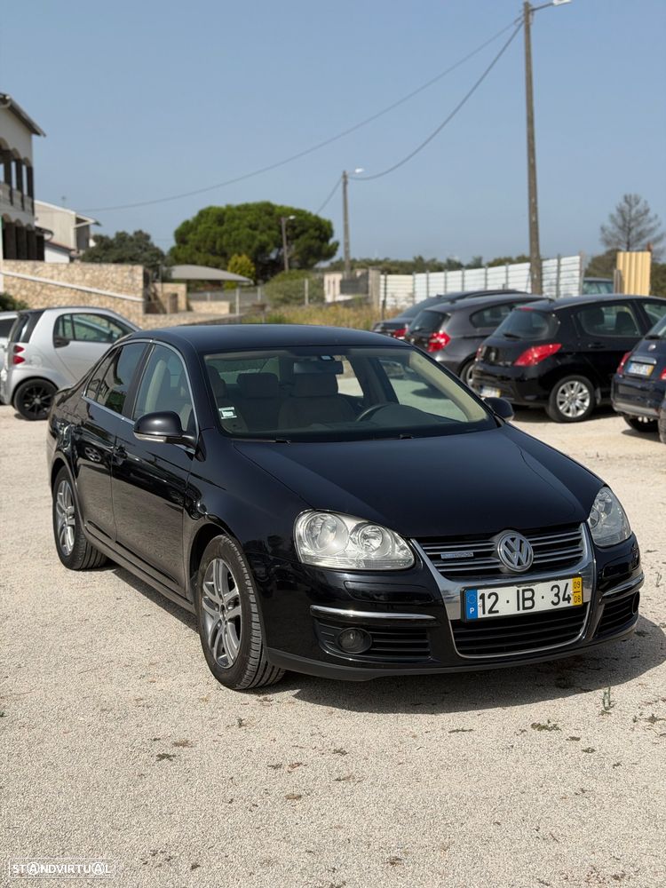 VW Jetta 1.9 TDi BlueM. Confortline - 2