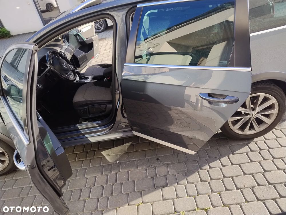 Volkswagen Passat Alltrack 2.0 TDI 4Mot DSG - 3