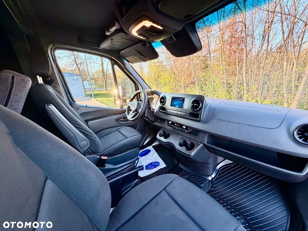 Mercedes-Benz Sprinter 319 3.0 V6 Automat podwozie - 30
