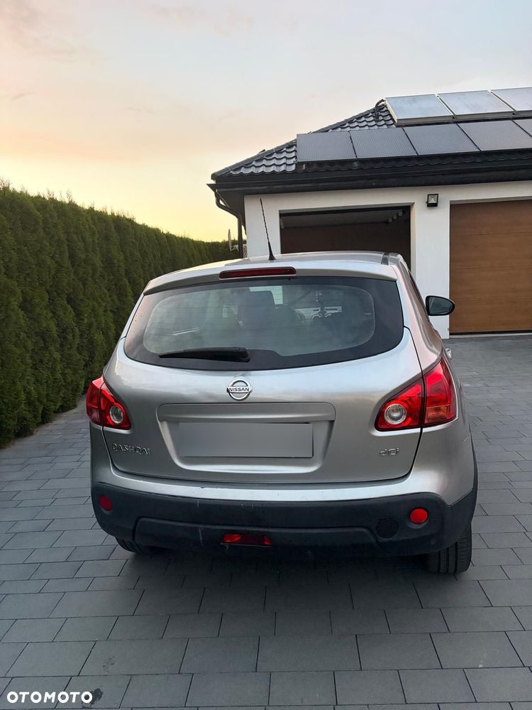 Nissan Qashqai 2.0 dCi 4x4 Lounge - 2