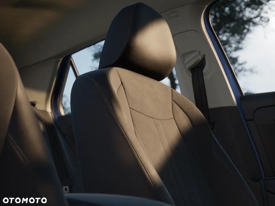 Volkswagen T-Roc - 11