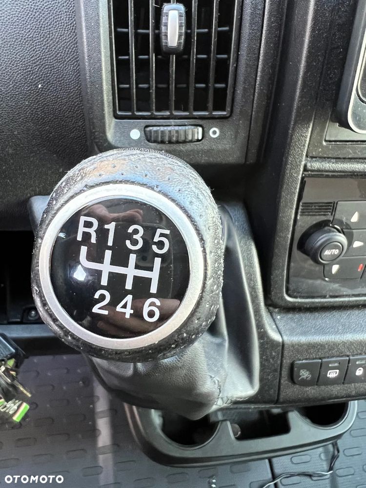 Hymer-Eriba T674CL - 9