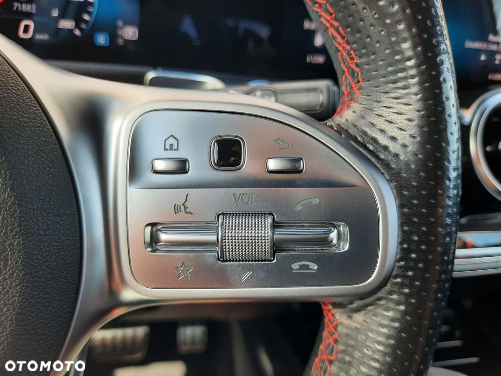Mercedes-Benz GLB 200 d 4-Matic AMG Line 8G-DCT - 28