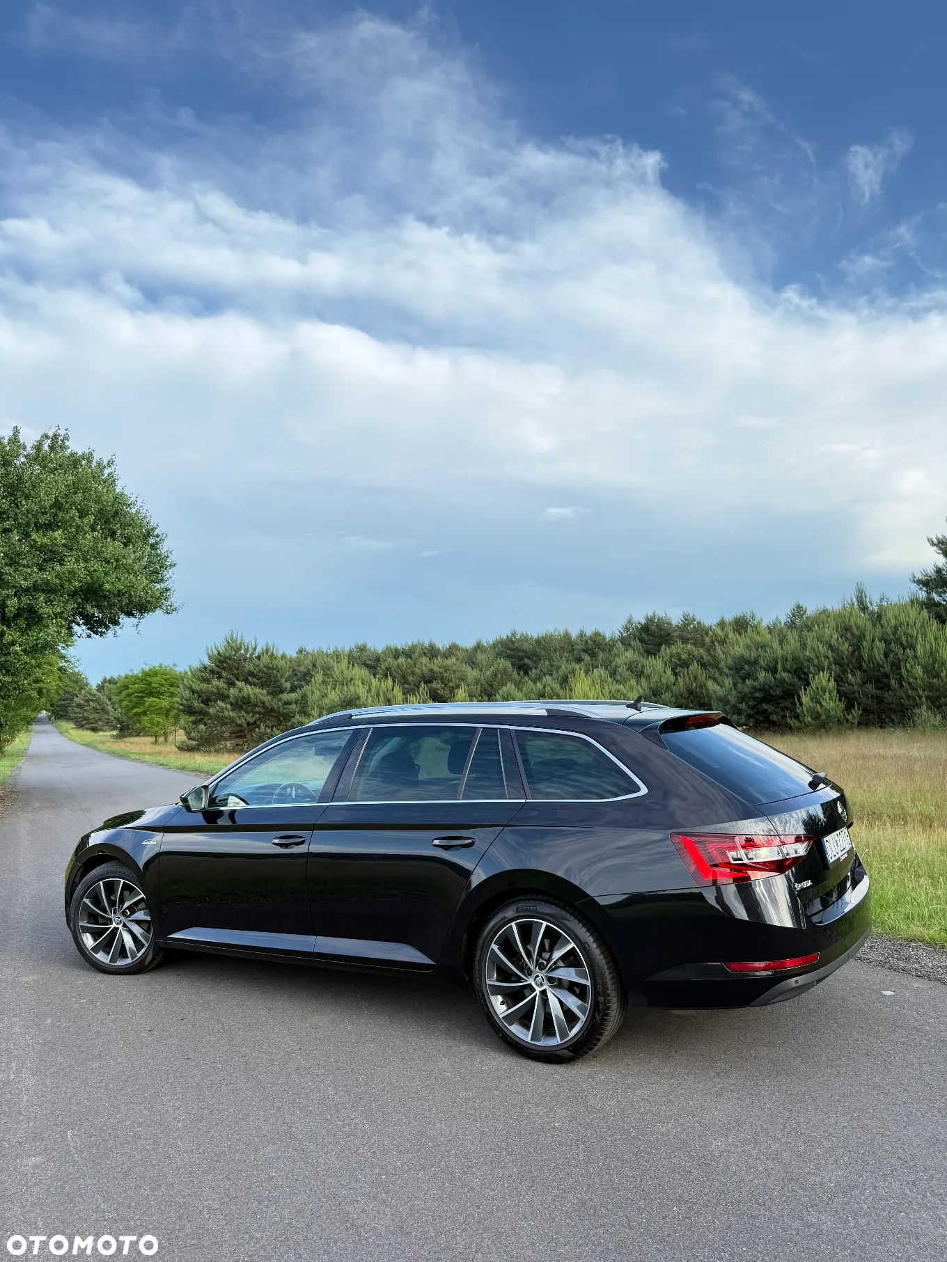 Skoda Superb 2.0 TDI 4x4 DSG L&K - 1