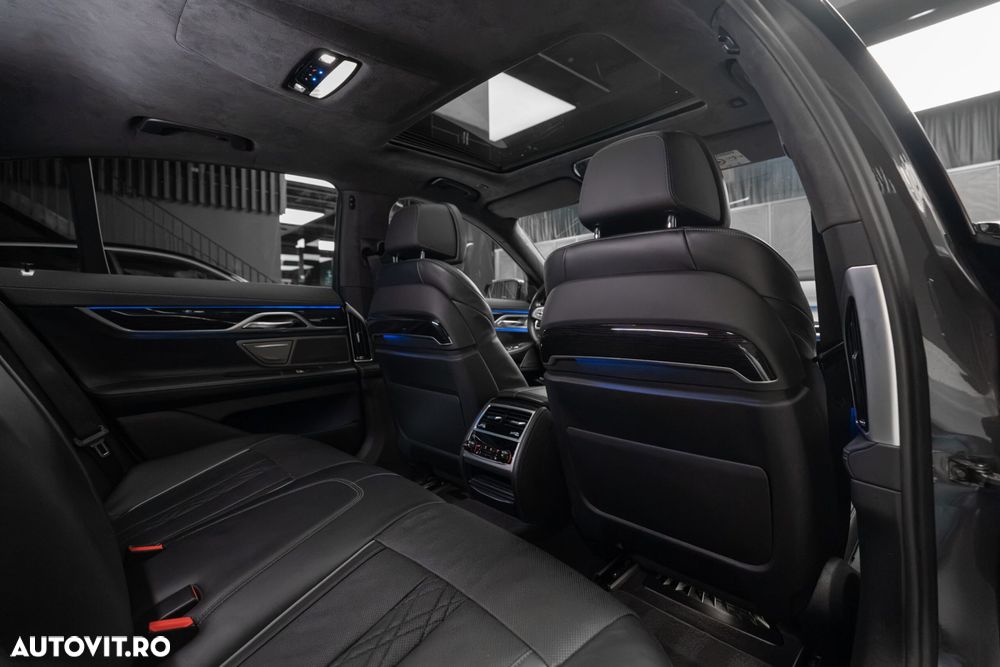 BMW Seria 7 740d xDrive - 36