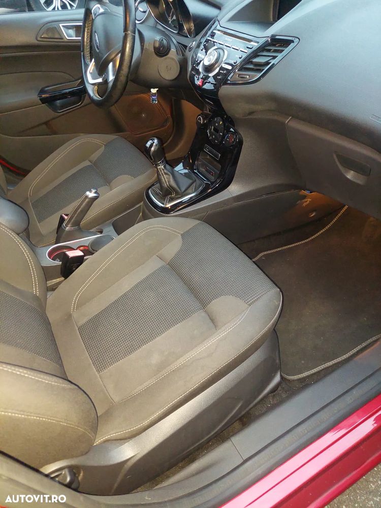 Ford Fiesta 1.0 EcoBoost S&S TITANIUM - 7