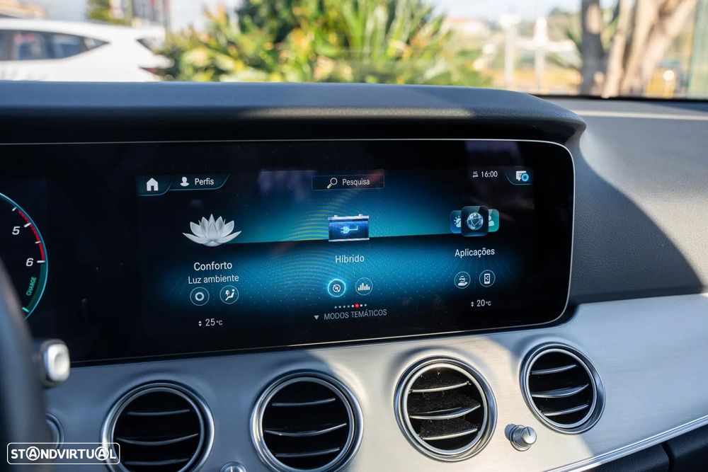 Mercedes-Benz E 300 de Avantgarde 4Matic - 13