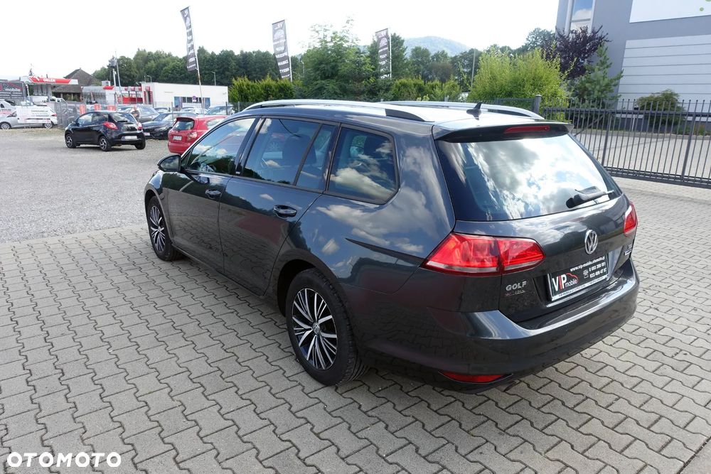 Volkswagen Golf 1.6 TDI BlueMotion Technology DSG Allstar - 7