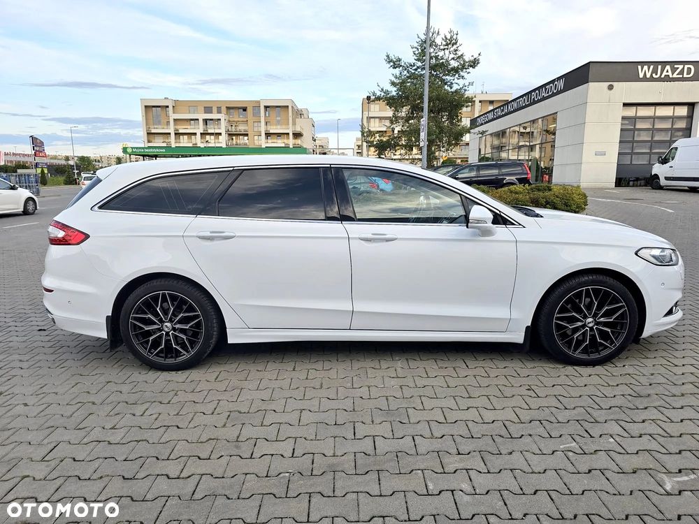 Ford Mondeo 2.0 TDCi Titanium PowerShift - 9