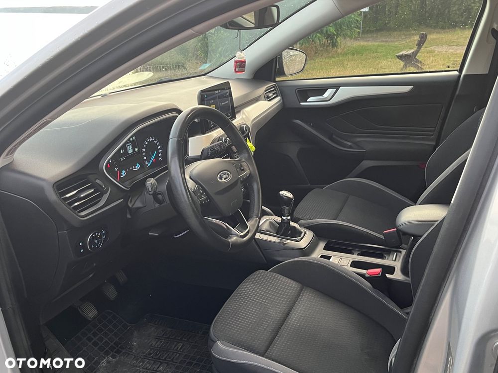 Ford Focus 1.5 TDCi SYNC Edition - 8