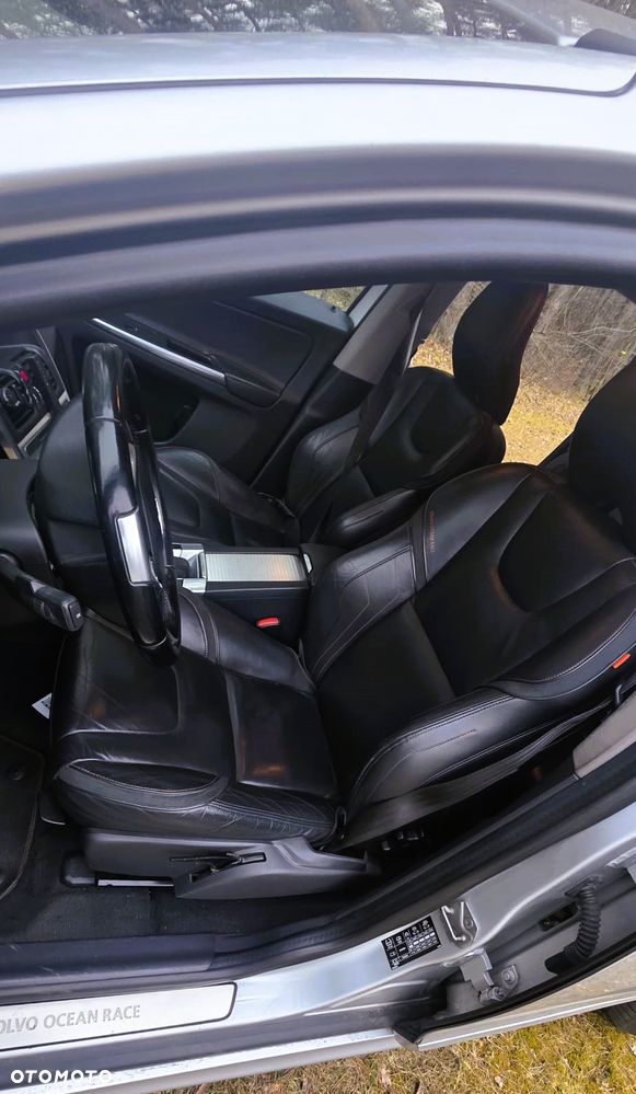 Volvo XC 60 D5 AWD Ocean Race - 14