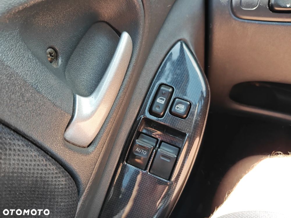 Toyota Yaris - 21