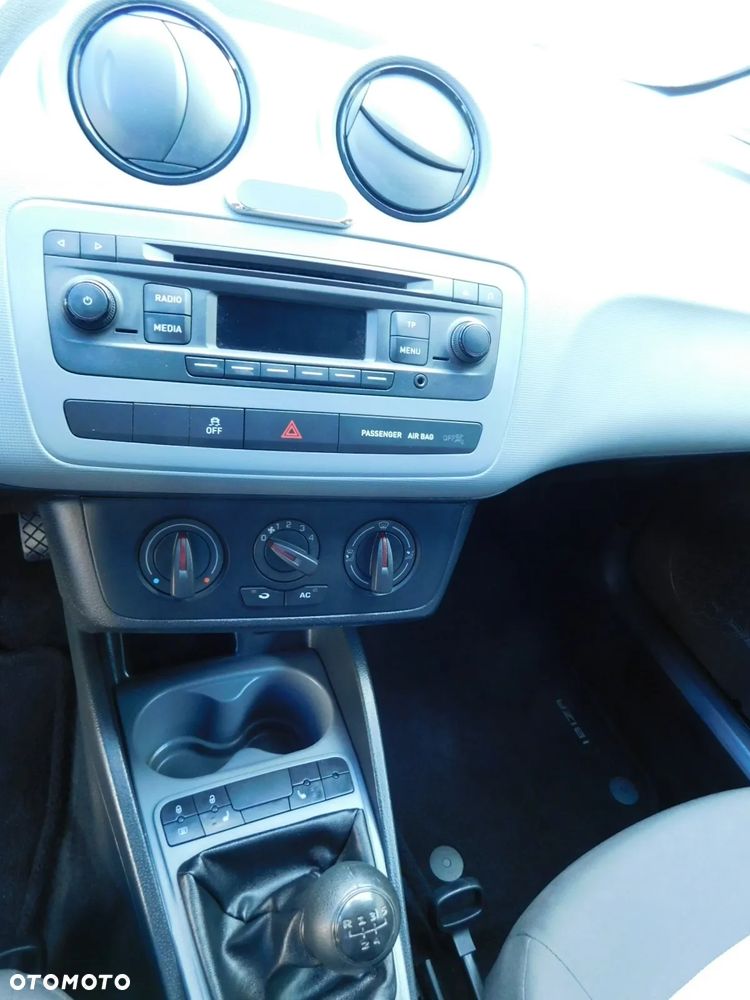 Seat Ibiza 1.2 12V Reference Salsa - 16