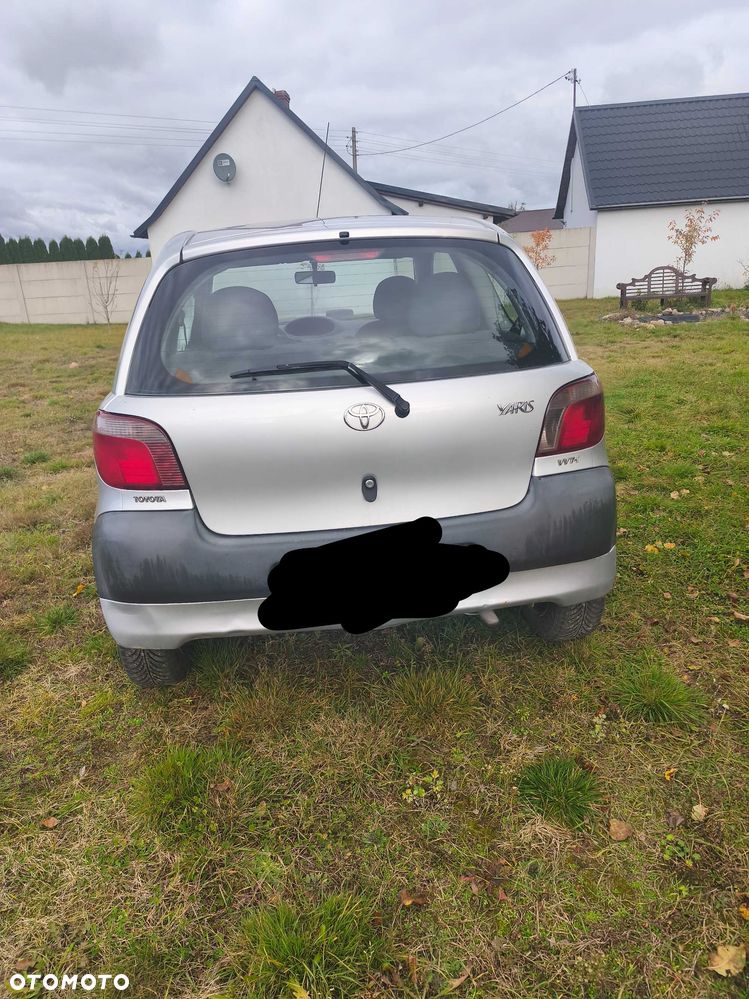 Toyota Yaris - 7