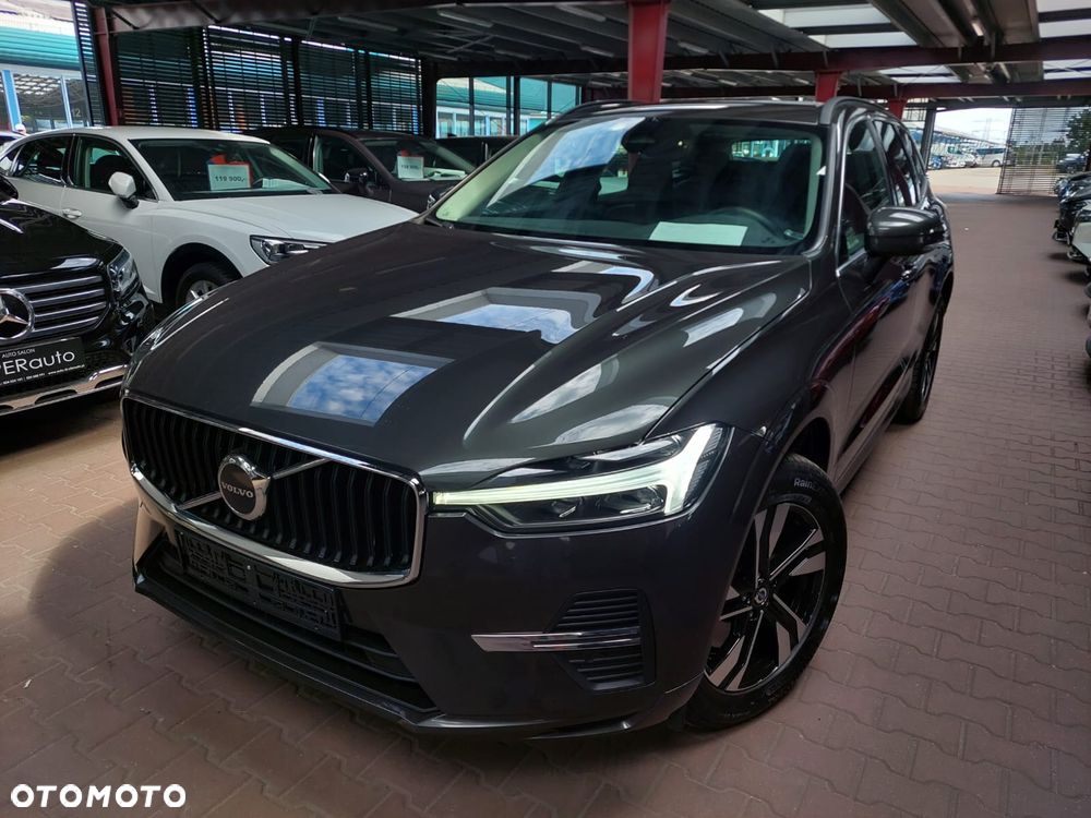 Volvo XC 60 B4 D AWD Momentum - 1