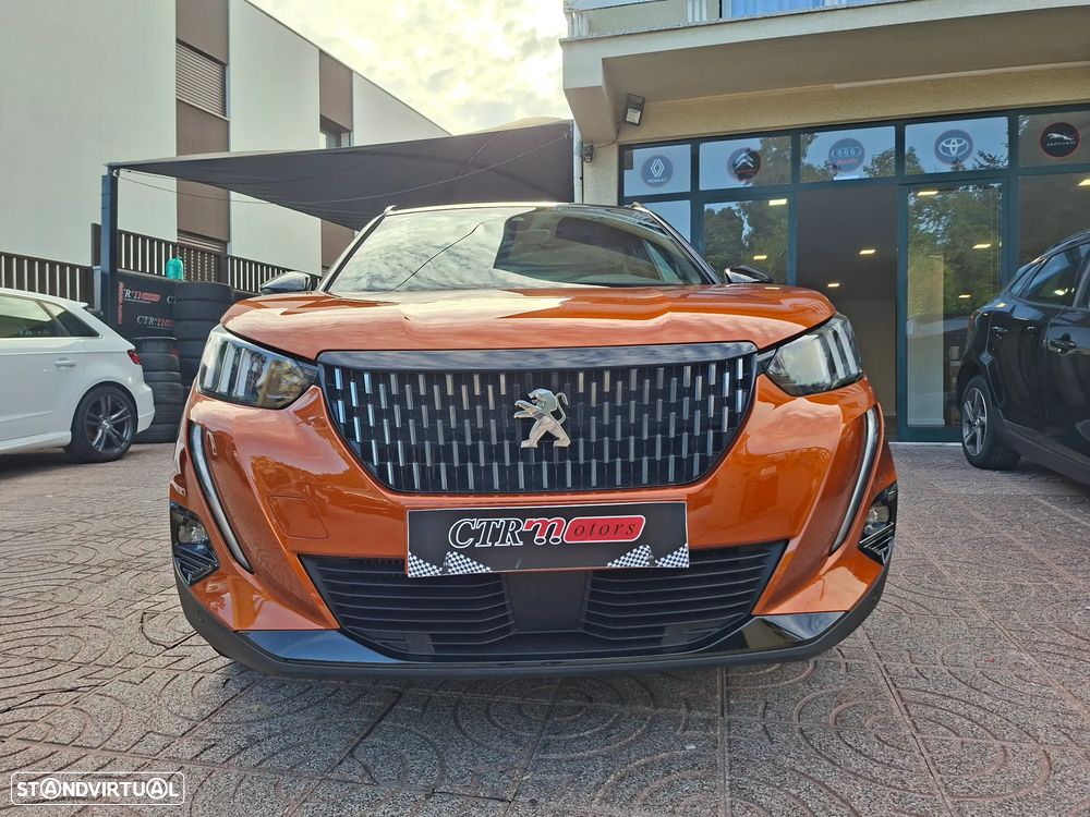 Peugeot 2008 PureTech 130 Stop&Start GT-Line Edition — fotografia 2