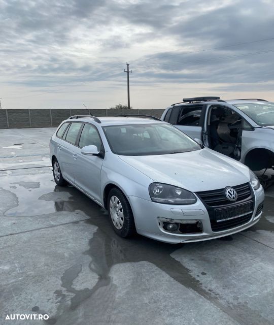 Compresor AC 1K0820803S Volkswagen VW Golf 5  [din 2003 pana  2009] seria Variant wagon 1.9 TDI MT - 3