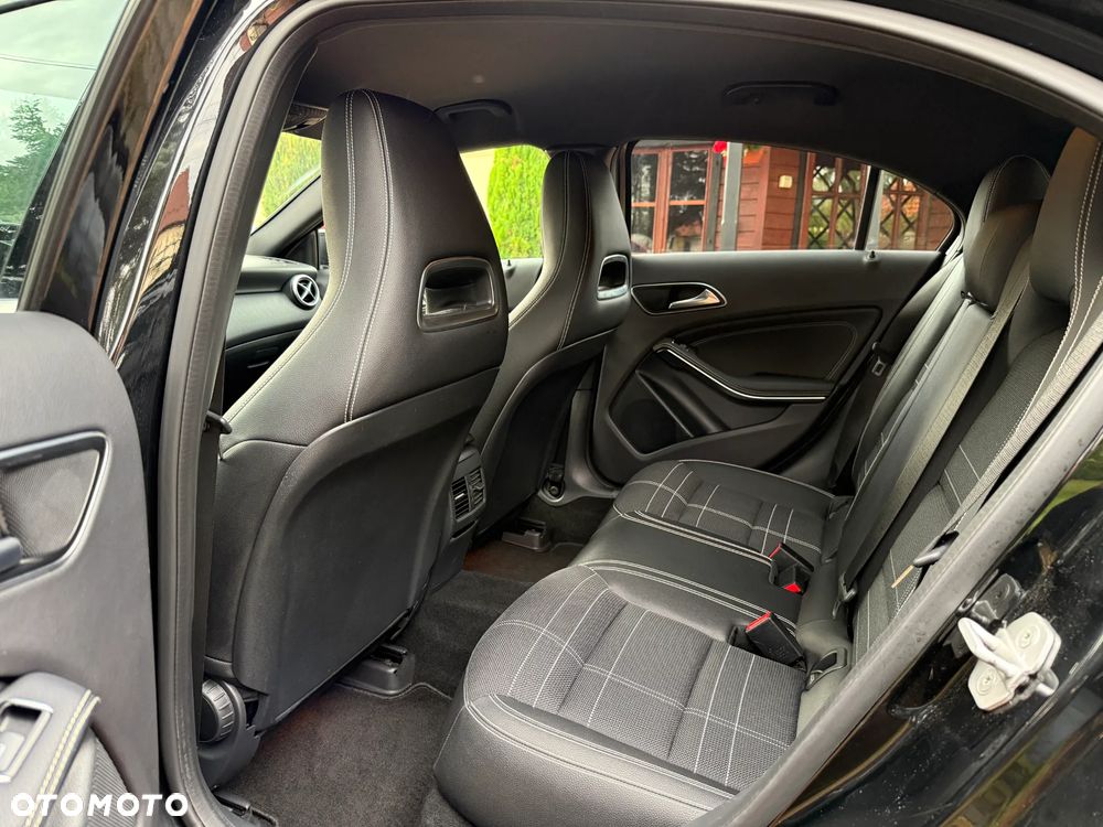 Mercedes-Benz Klasa A 200 (BlueEFFICIENCY) 7G-DCT Urban - 18