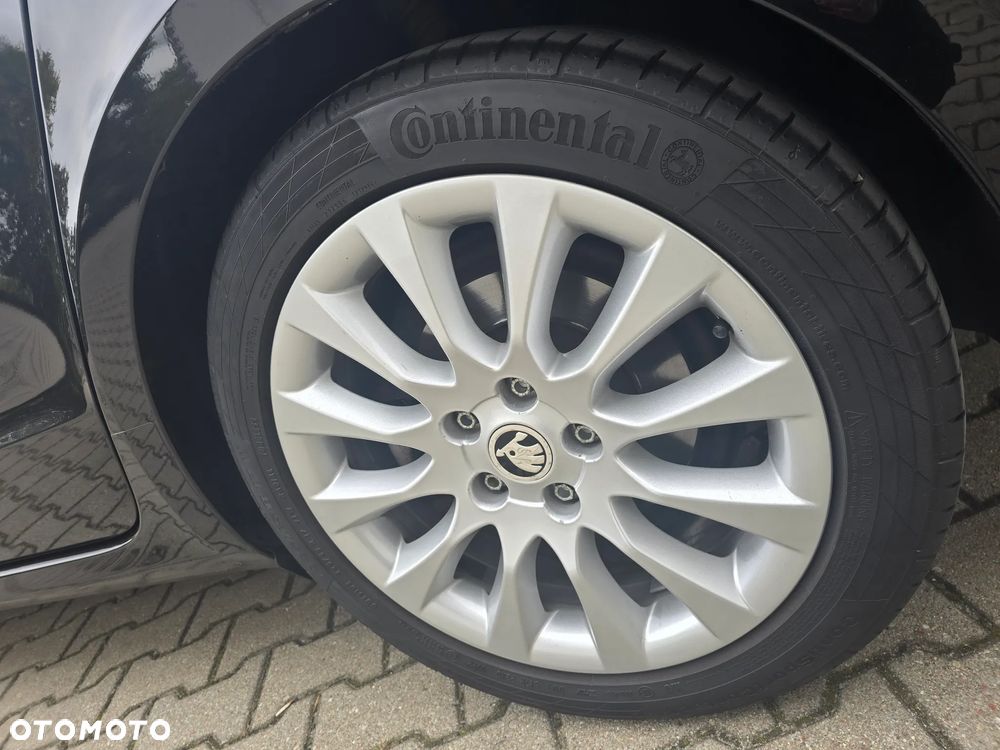 Skoda Superb 2.0 TDI DSG Elegance - 12