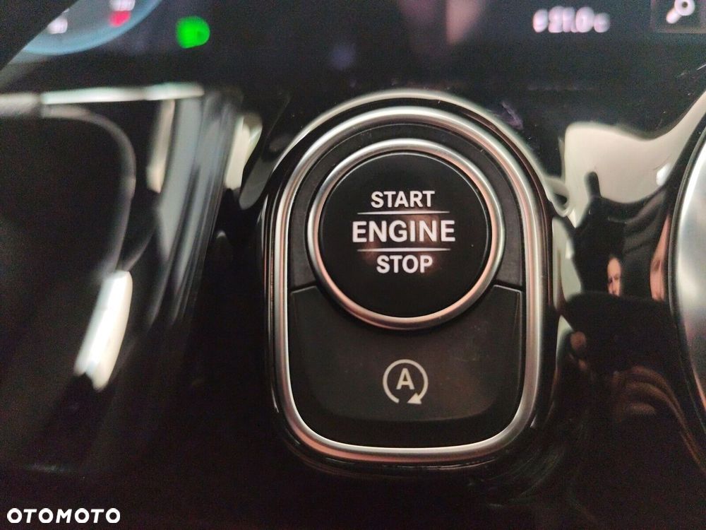 Mercedes-Benz GLA - 29