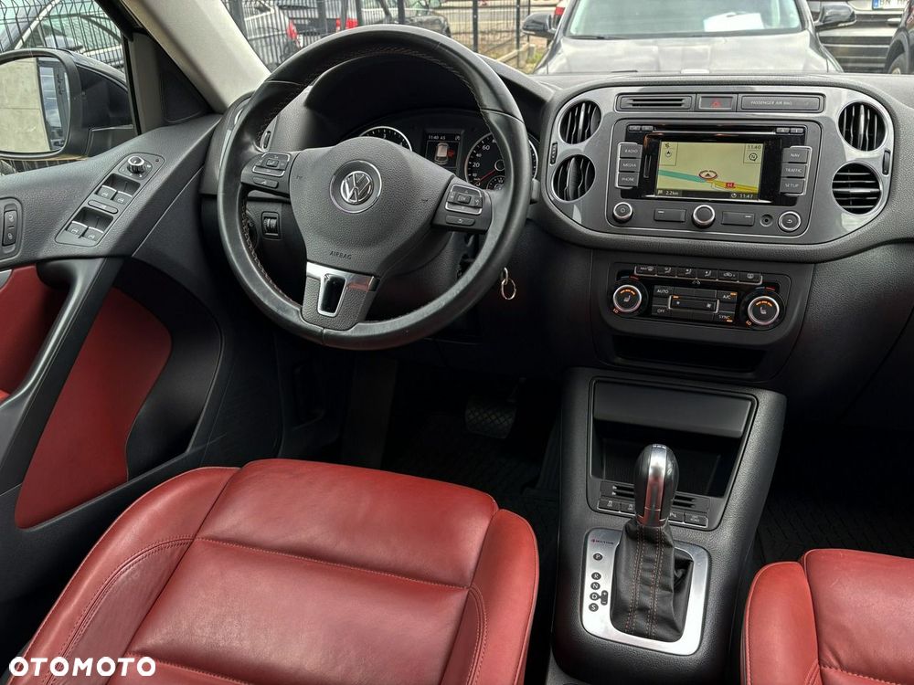 Volkswagen Tiguan 2.0 TDI DPF 4Motion BlueMotion Technology DSG Exclusive - 29