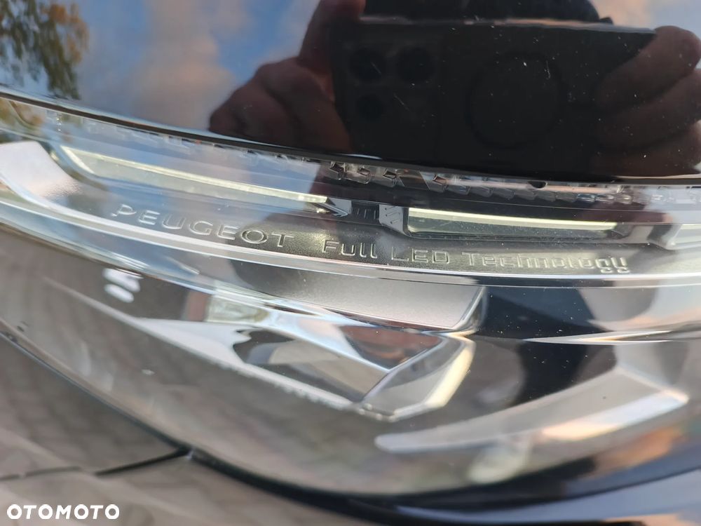 Peugeot 3008 - 18