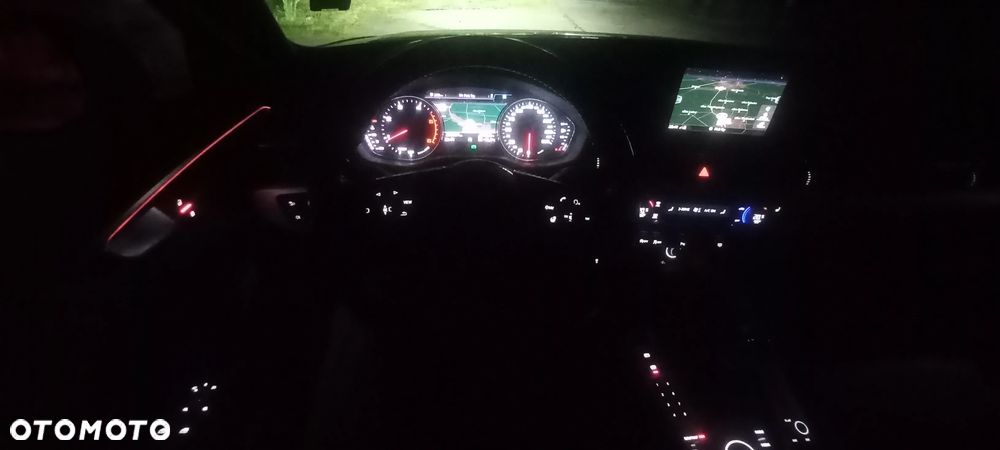 Audi A4 Limousine - 10