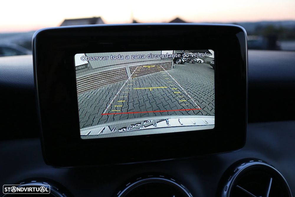 Mercedes-Benz GLA 220 CDI AMG Line - 29