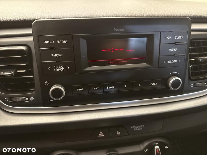 Kia Rio 1.2 M - 15