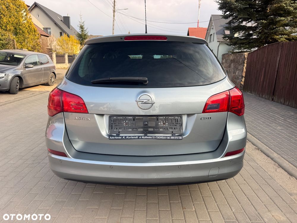 Opel Astra 1.7 CDTI DPF 150 Jahre - 6