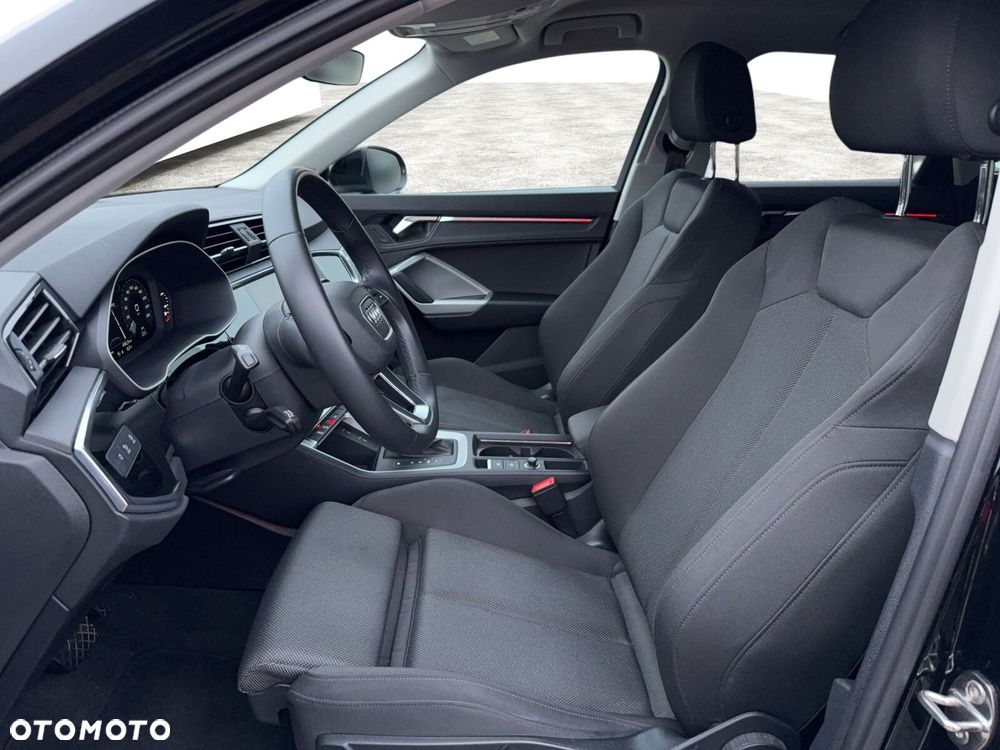 Audi Q3 35 TFSI S tronic - 9