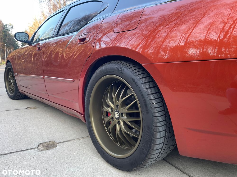 Dodge Charger 5.7 V8 RT - 19