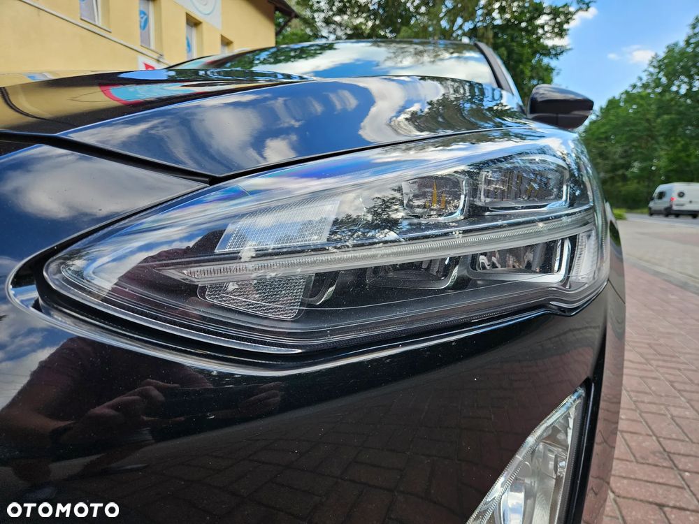 Ford Focus 1.5 EcoBoost Titanium Business - 19