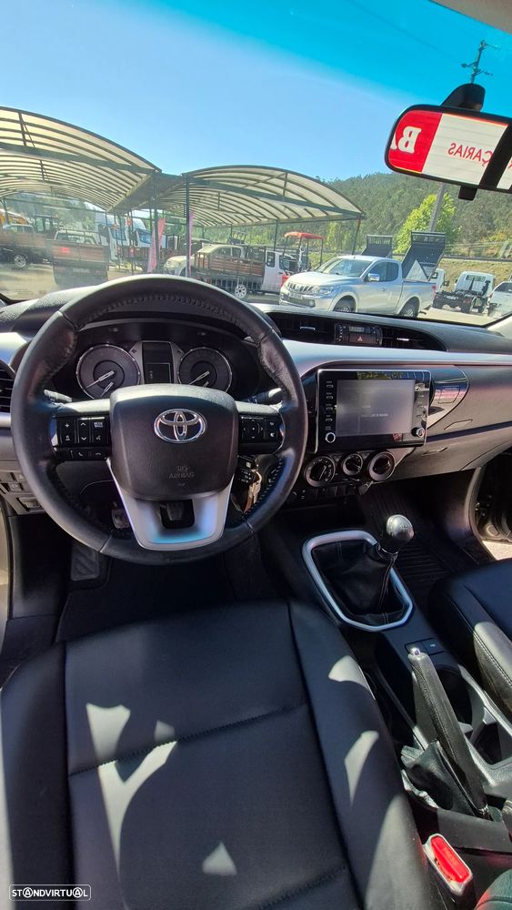Toyota Hilux 2.4 D-4D 4WD Tracker - 9